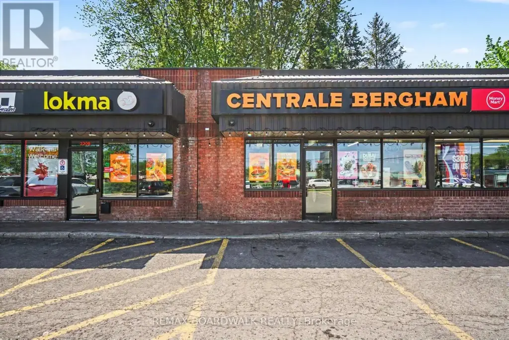 106-107 - 2208 St Joseph Boulevard, Ottawa